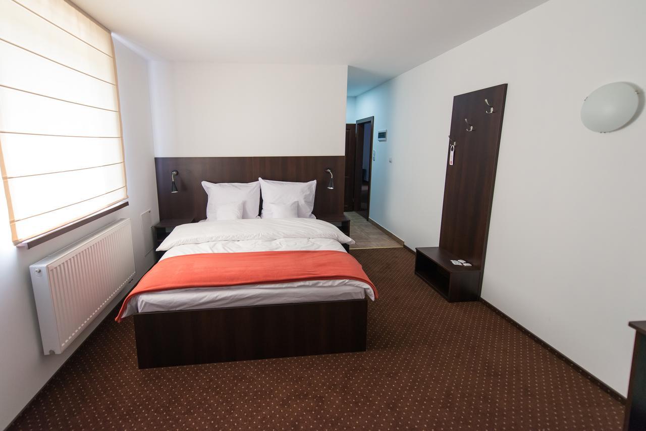 First Hotel Tczew Luaran gambar