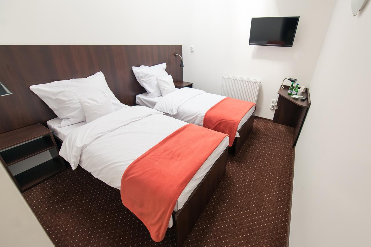 First Hotel Tczew Luaran gambar