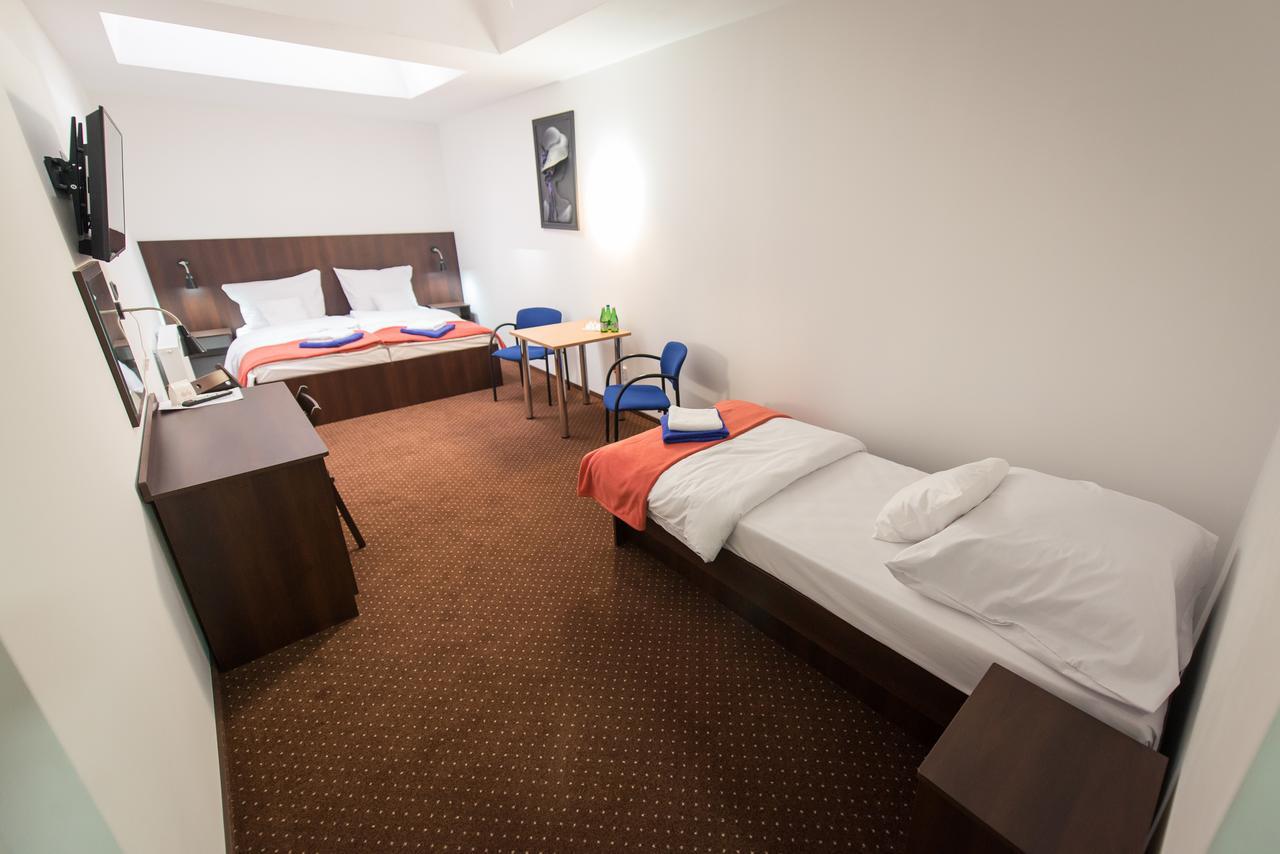 First Hotel Tczew Luaran gambar